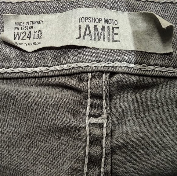 Women's Topshop Moto Gray skinny Jeans Size 24" waist - Picture 3 of 5